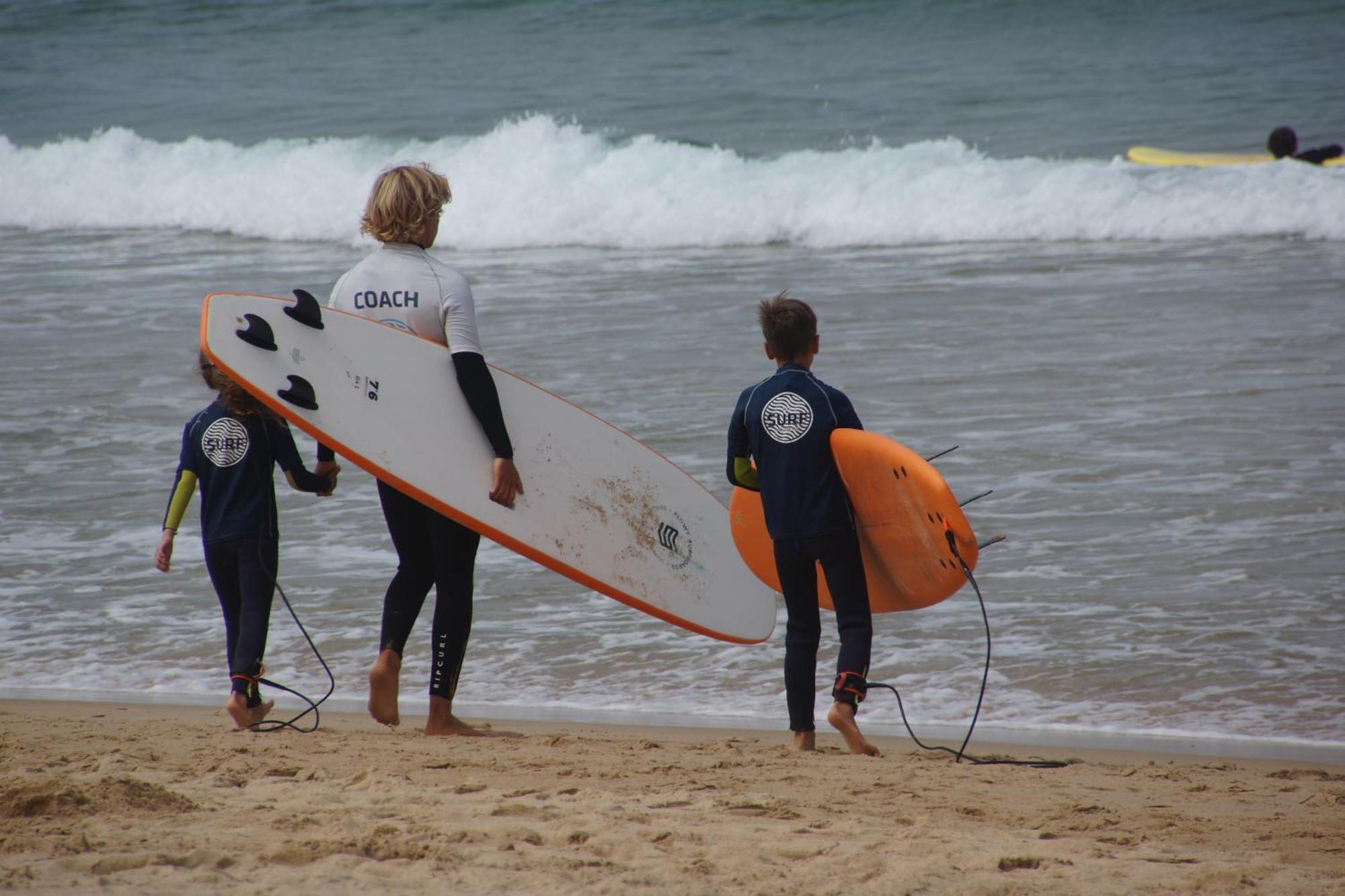 לוריניה The Far End Surf House - Surf & Yoga Holidays מראה חיצוני תמונה