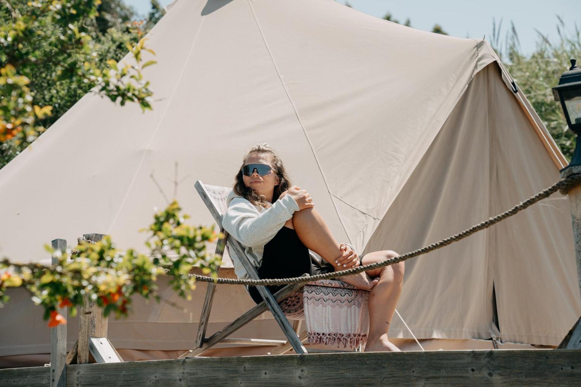 לוריניה The Far End Surf House - Surf & Yoga Holidays מראה חיצוני תמונה